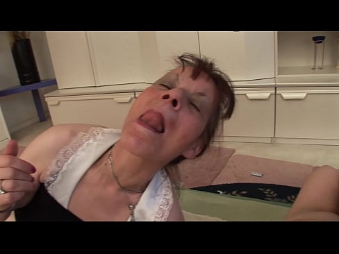 ❤️ Tokorua nga kuia me tetahi koroua he tokotoru ❤️ Homemade porn i a matou mi.myteporn.ru ☑